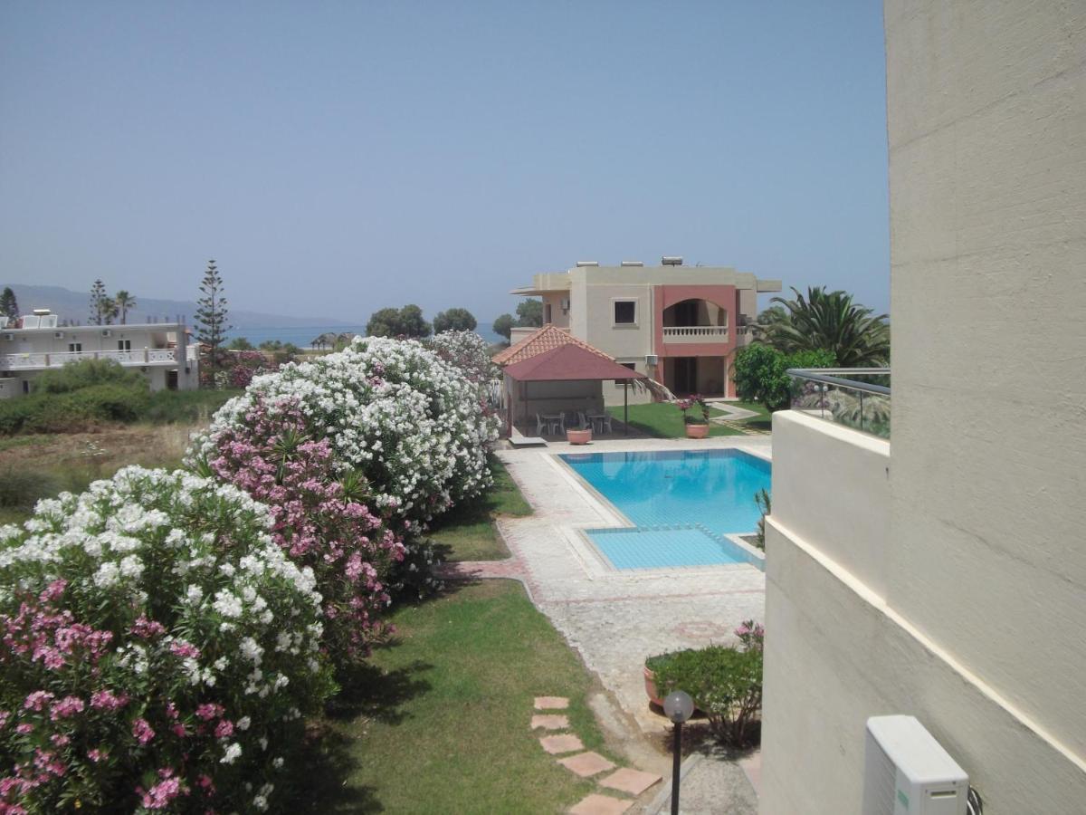 Villa Rita Apartments A Tavronitis エクステリア 写真