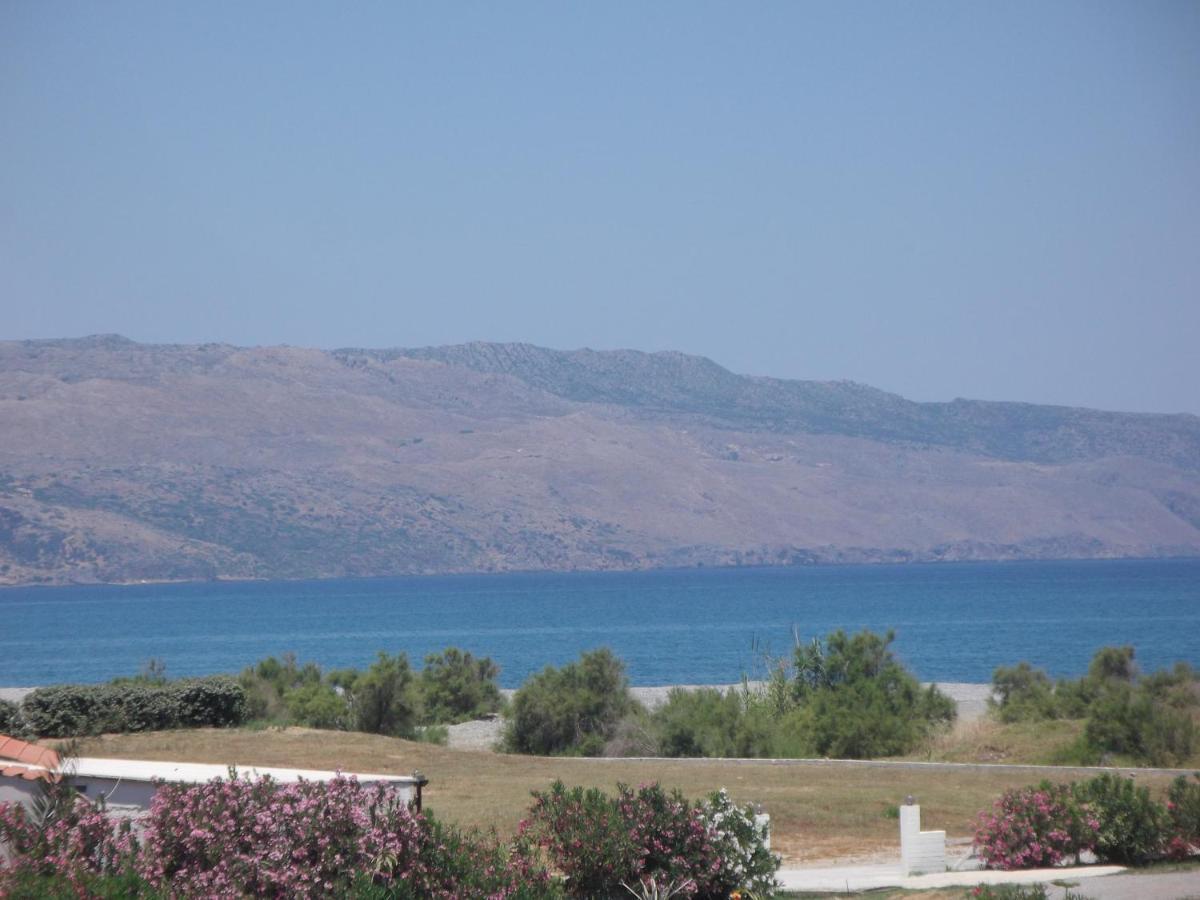 Villa Rita Apartments A Tavronitis エクステリア 写真