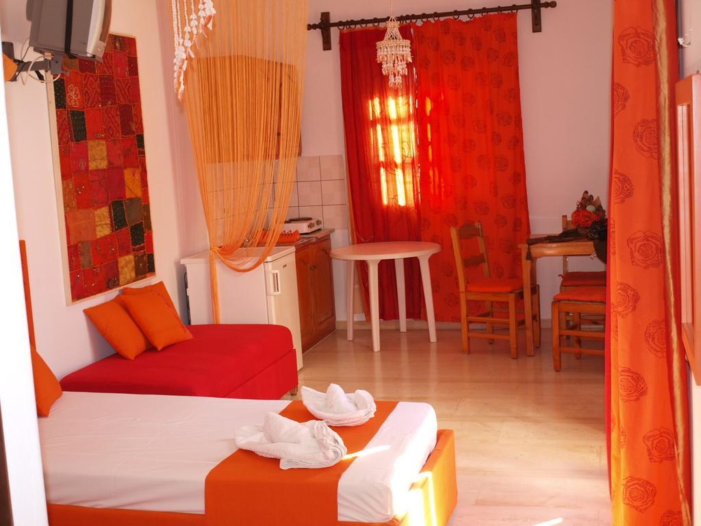 Villa Rita Apartments A Tavronitis 部屋 写真