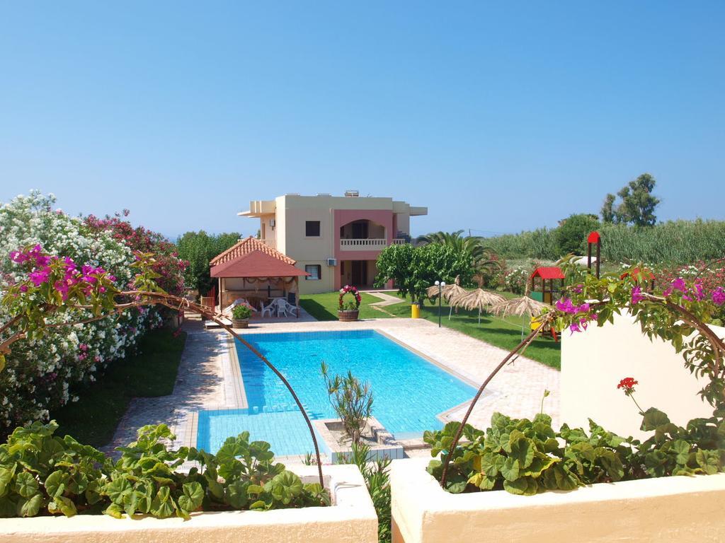 Villa Rita Apartments A Tavronitis エクステリア 写真