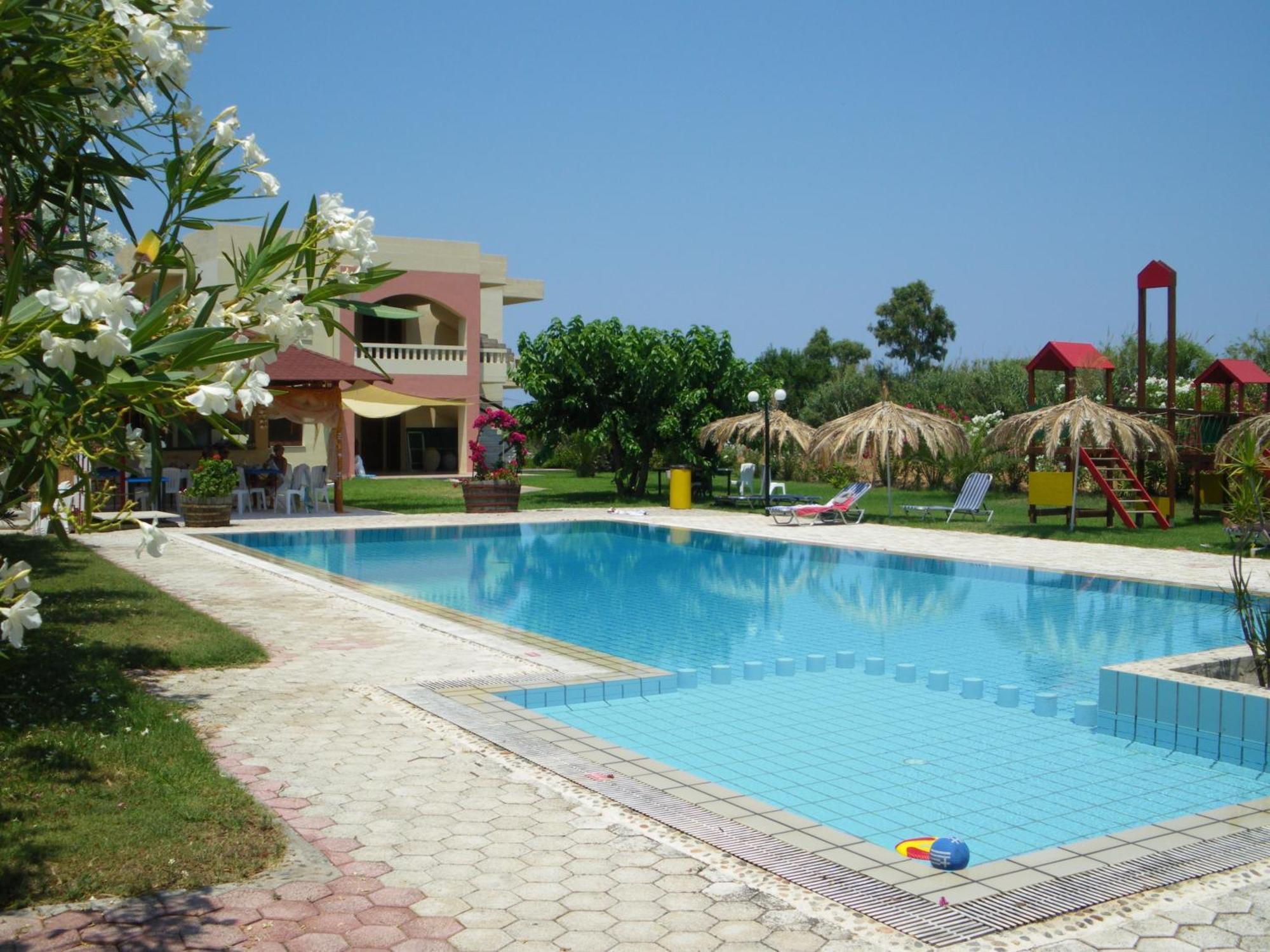 Villa Rita Apartments A Tavronitis エクステリア 写真