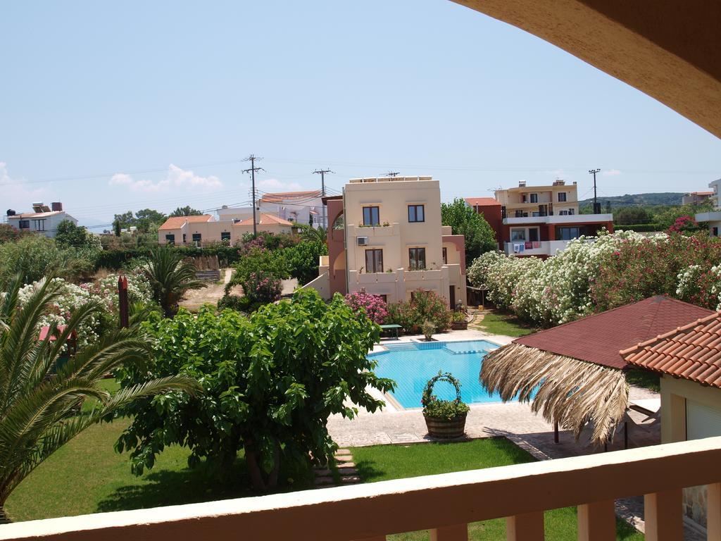 Villa Rita Apartments A Tavronitis エクステリア 写真