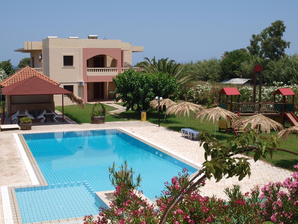 Villa Rita Apartments A Tavronitis エクステリア 写真